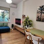 Apartment Like Shallvaret Centre