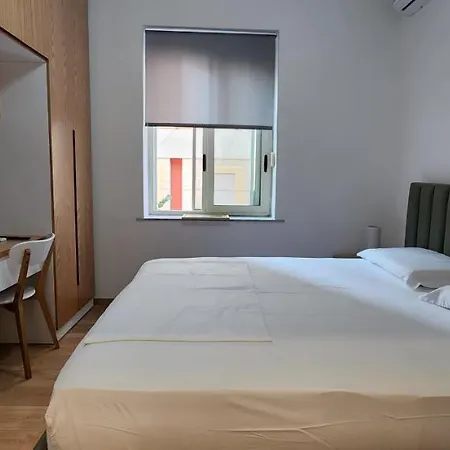 Like Shallvaret Centre