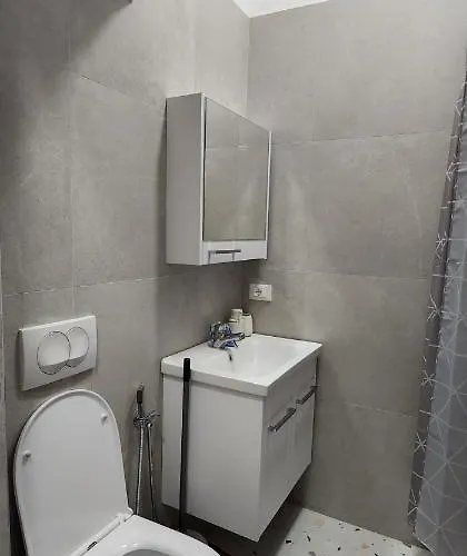 Like Shallvaret Centre Apartman Tirana