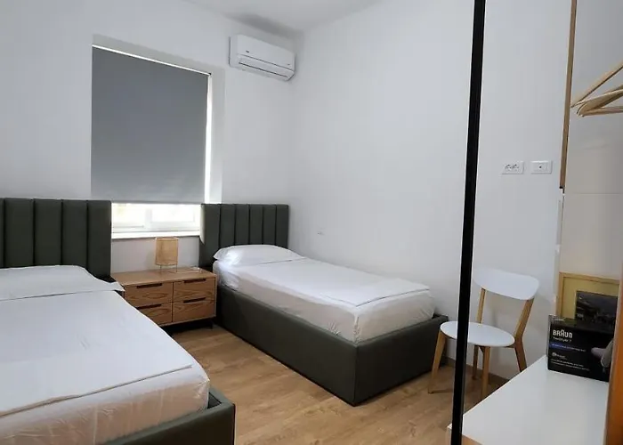 Like Shallvaret Centre Tirana